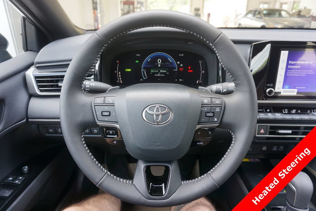 New 2026 Toyota Camry SE FWD image 3
