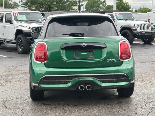 Used 2022 MINI Cooper S w/ Signature Upholstery Package FWD image 10
