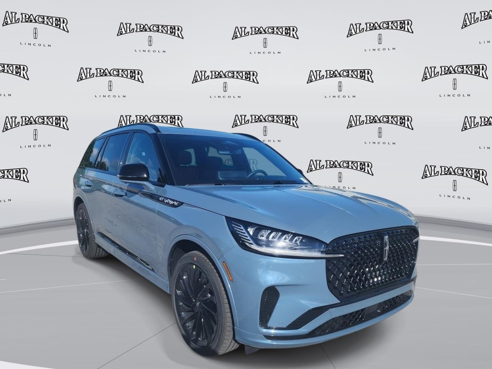 New 2027 Lincoln Aviator Reserve w/ Jet Appearance Package RWD image 7