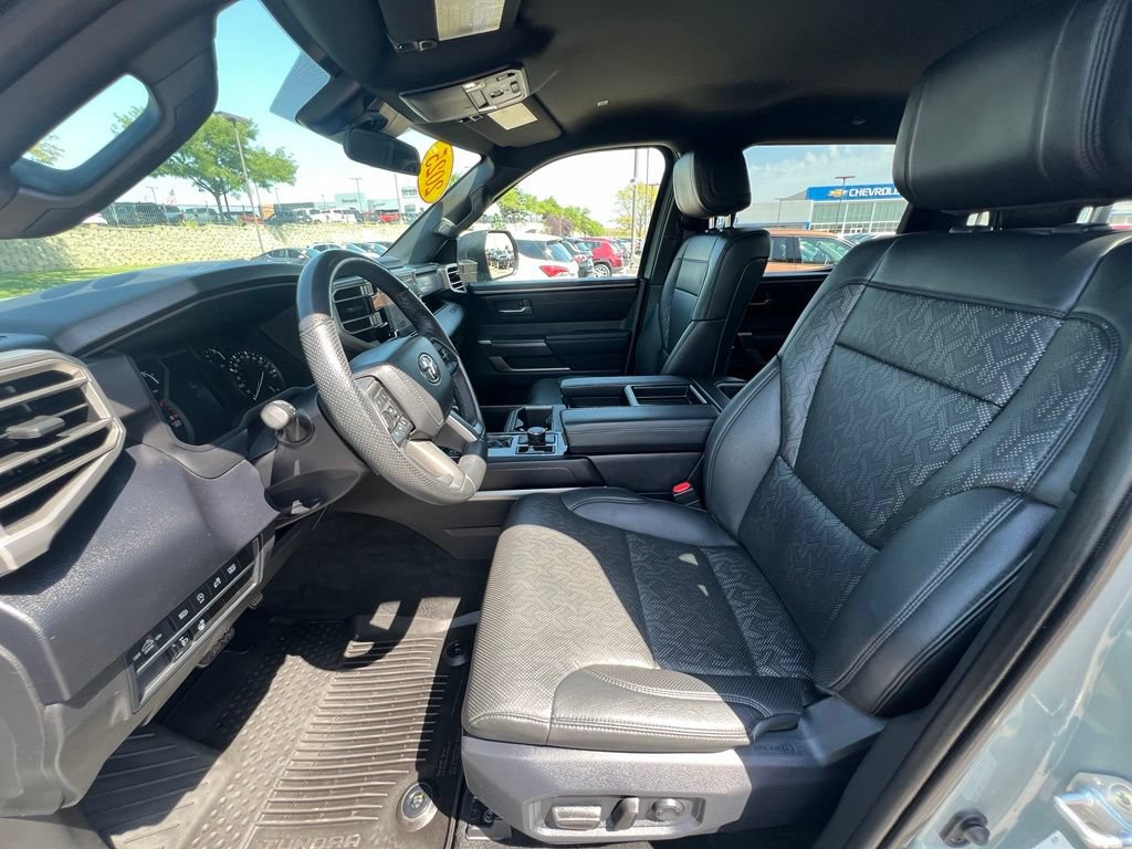 Used 2025 Toyota Tundra SR5 w/ SR5 Premium Package AWD/4WD image 19