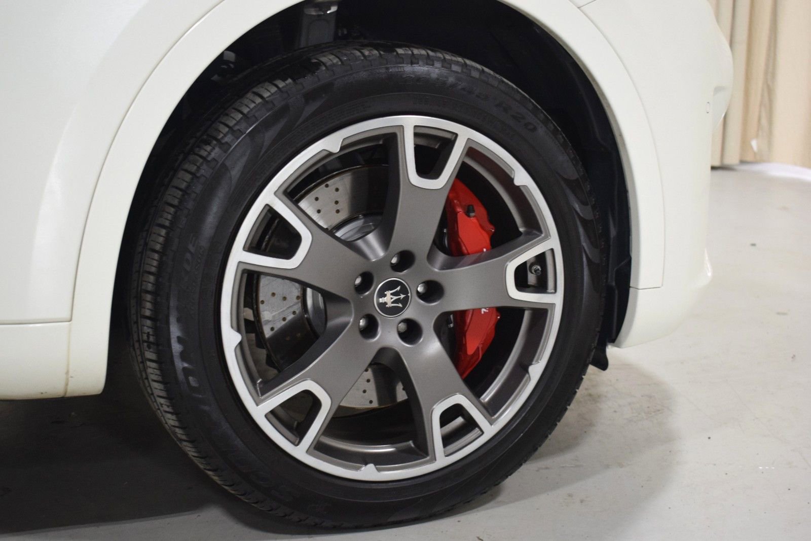 Used 2022 Maserati Levante Modena image 18