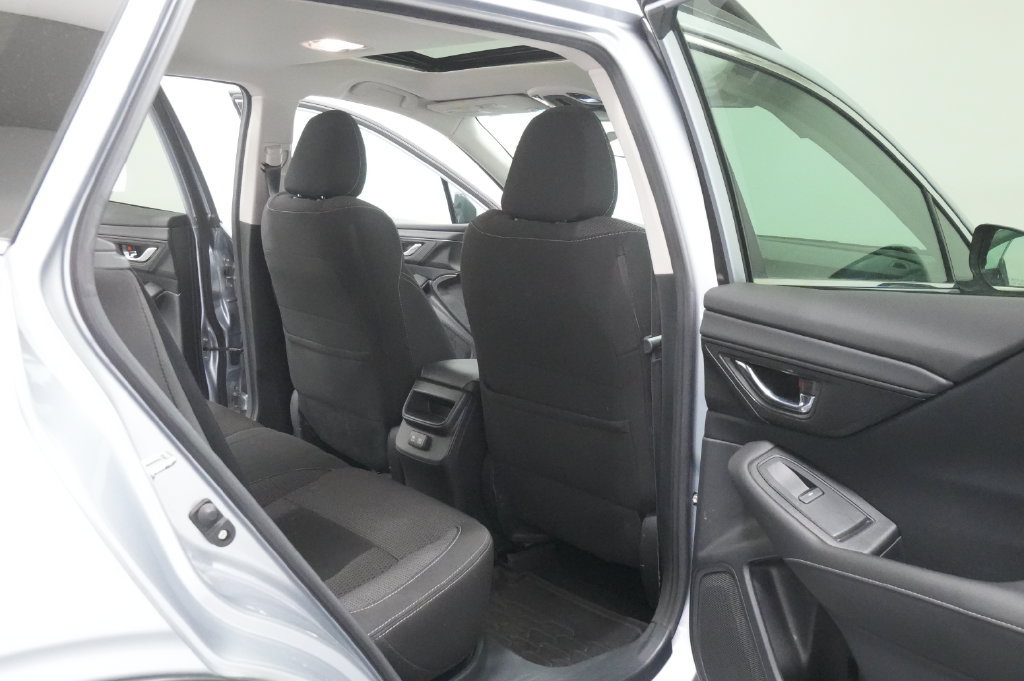 Used 2020 Subaru Outback Premium AWD/4WD image 27