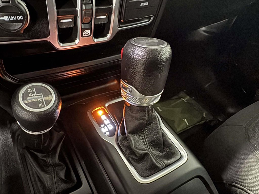 Used 2023 Jeep Wrangler Sport S image 26