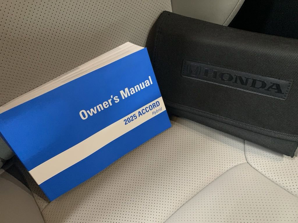 Used 2025 Honda Accord Touring image 33