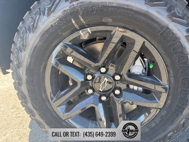 Used 2026 Chevrolet Silverado 1500 Custom Trail Boss w/ LPO, Dark Essentials Package image 11