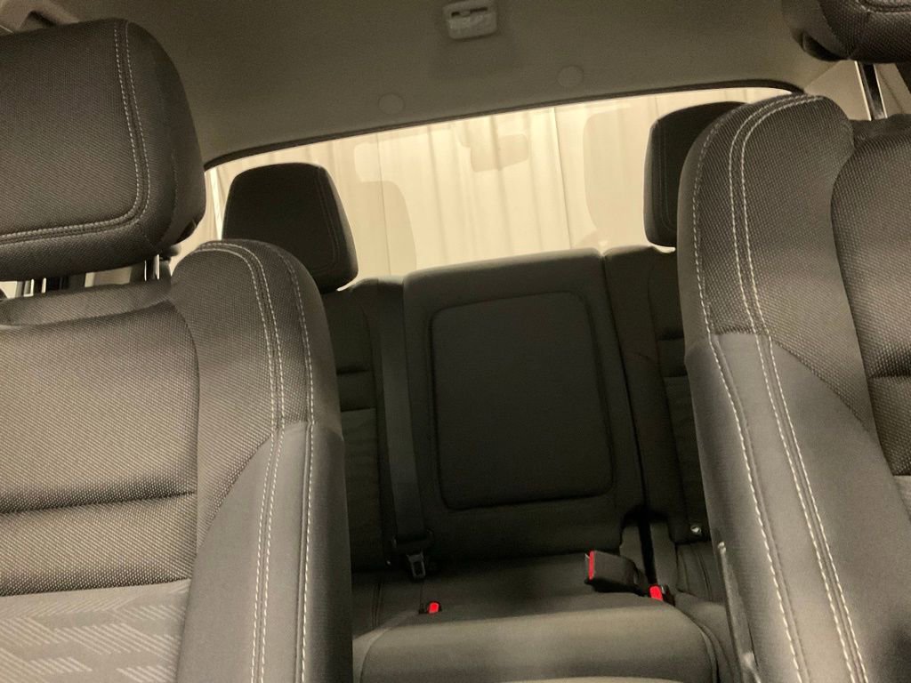 Used 2024 Nissan Frontier SV image 23