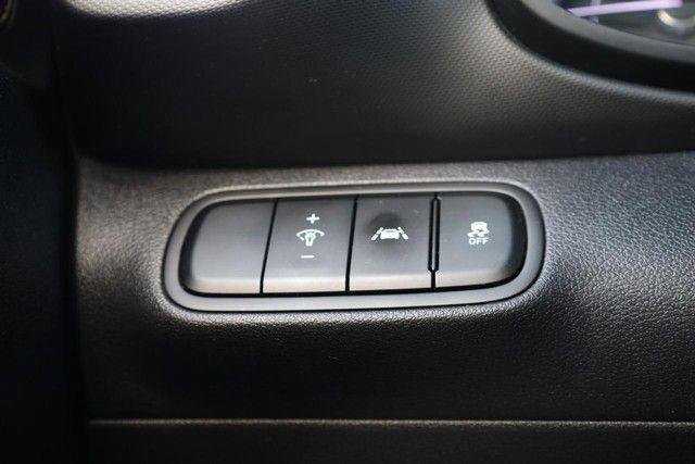 Used 2021 Hyundai Venue SE FWD image 17
