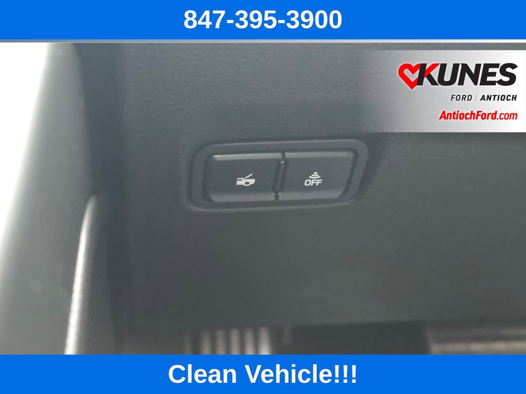 Used 2015 Chevrolet Corvette Stingray Convertible w/ 3LT Preferred Equipment Group image 58