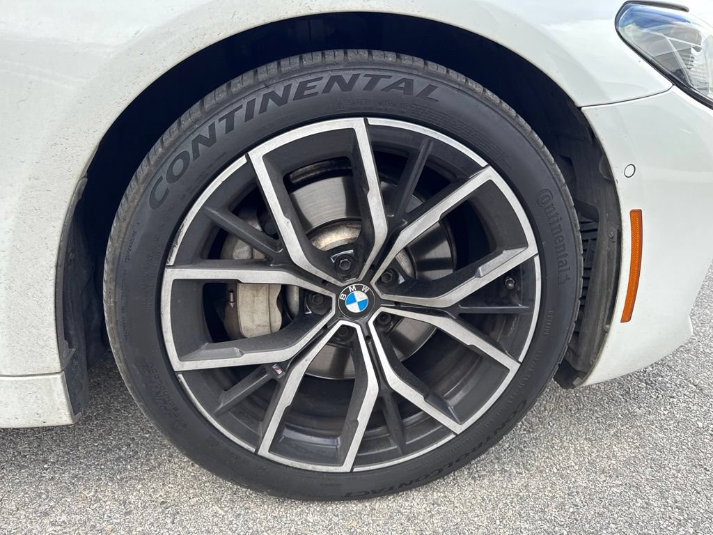 Used 2021 BMW 530i xDrive w/ M Sport Package AWD/4WD image 7
