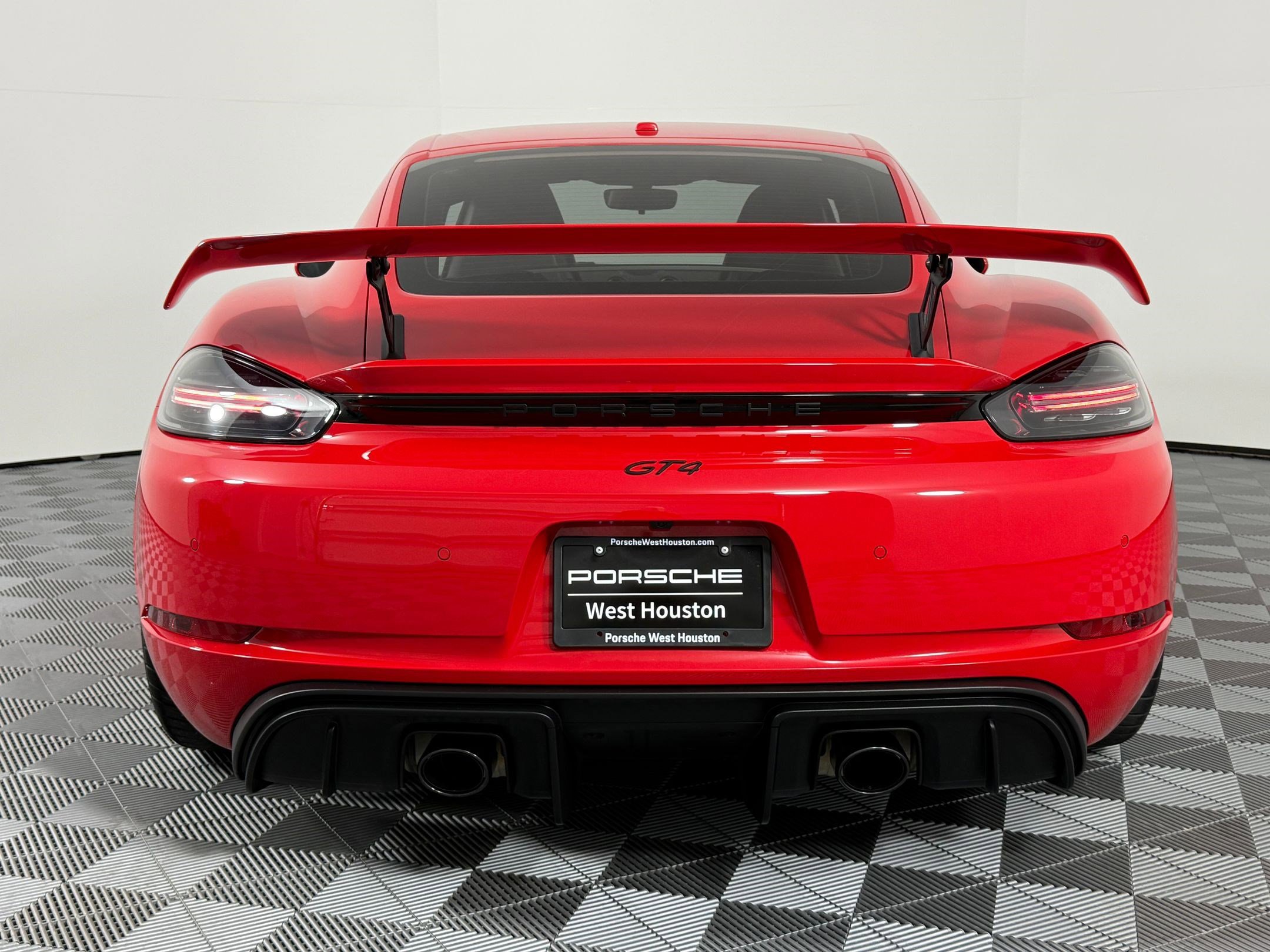 Certified 2022 Porsche 718 Cayman GT4 image 10