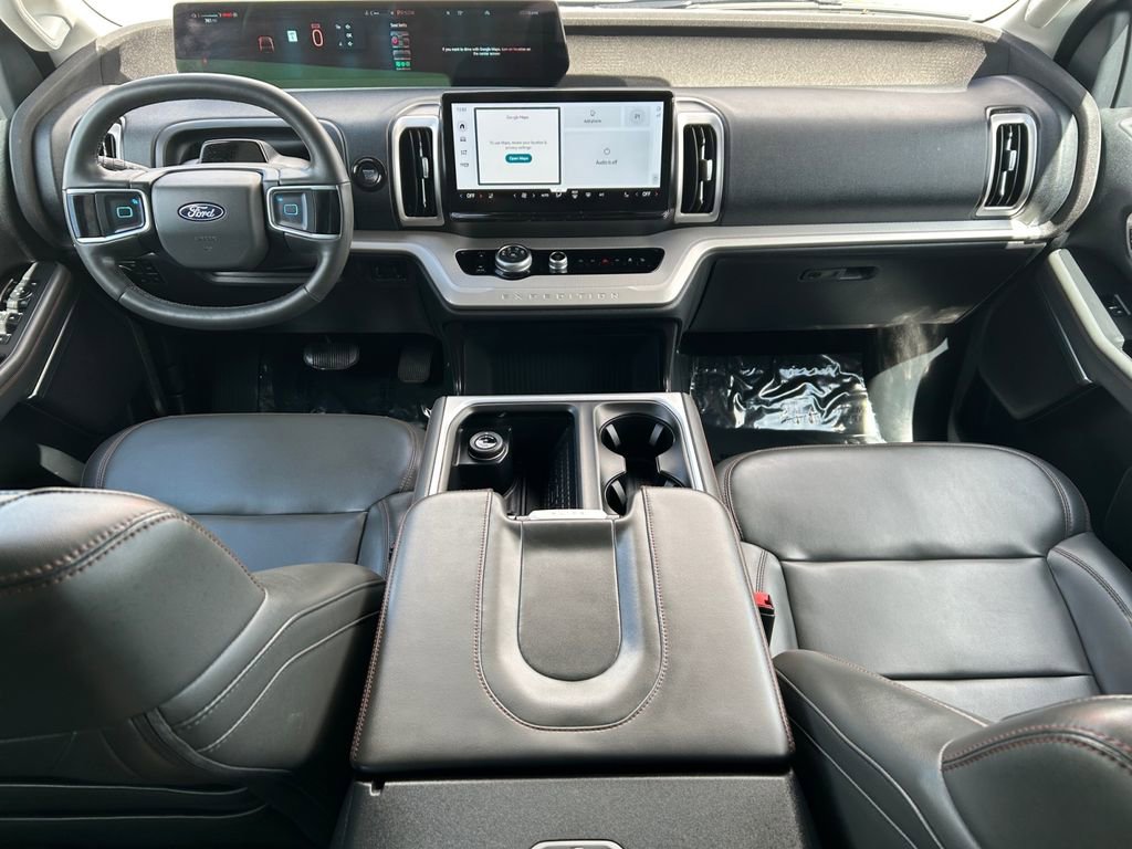 Used 2025 Ford Expedition Max Active AWD/4WD image 12