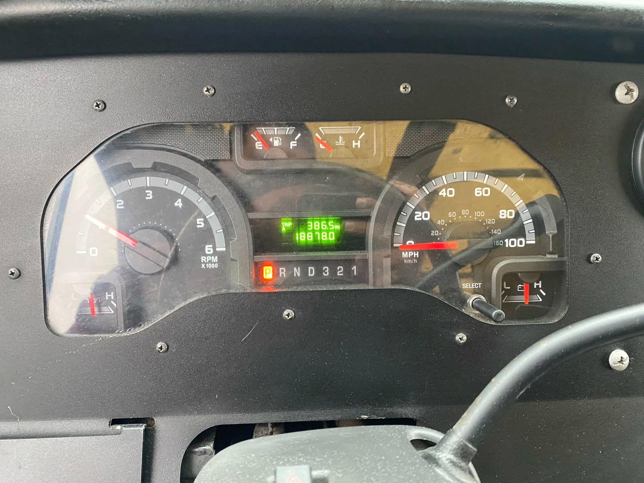 Used 2013 Ford E-350 and Econoline 350 Super Duty w/ Air Conditioning Prep Pkg image 10