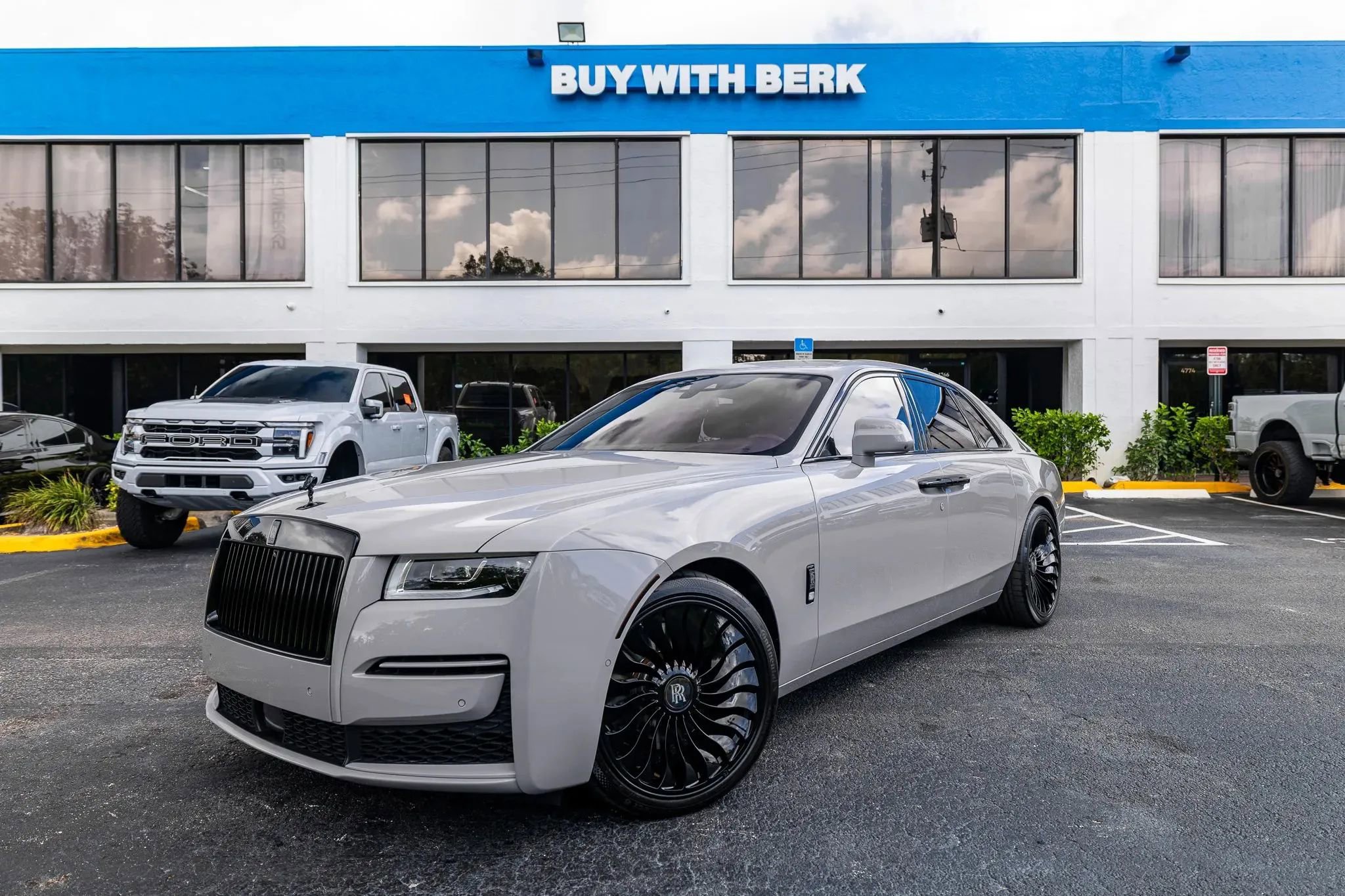 Used 2021 Rolls-Royce Ghost AWD/4WD image 1