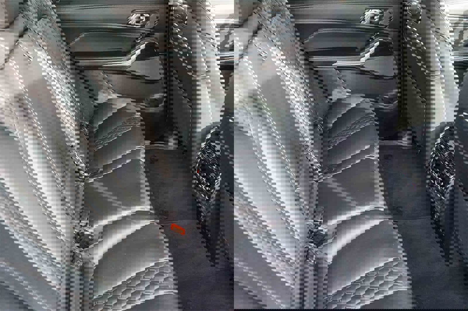 Used 2023 BMW X7 xDrive40i image 16