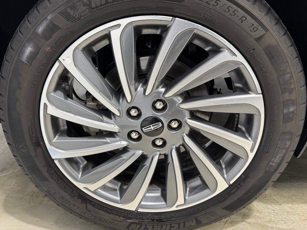 Used 2024 Lincoln Corsair Reserve w/ Equipment Group 201A AWD/4WD image 9