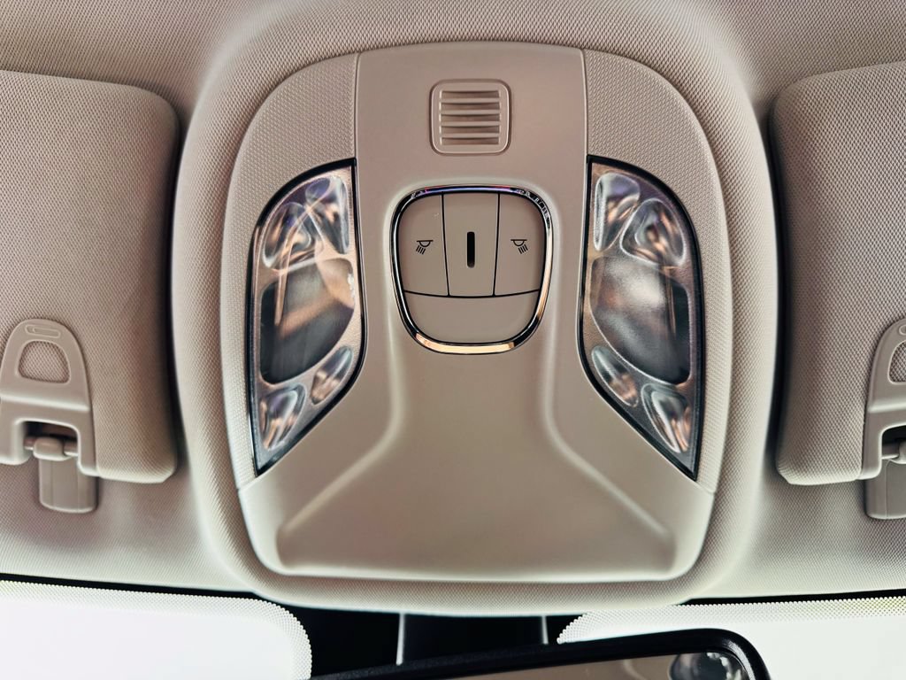 Used 2022 Jeep Compass Limited AWD/4WD image 20