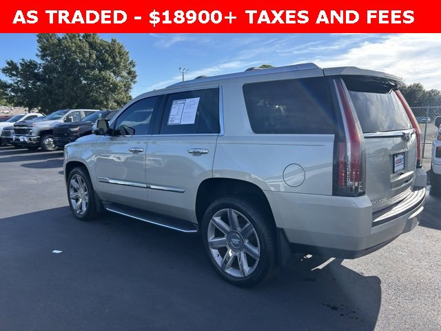 Used 2016 Cadillac Escalade Luxury image 4