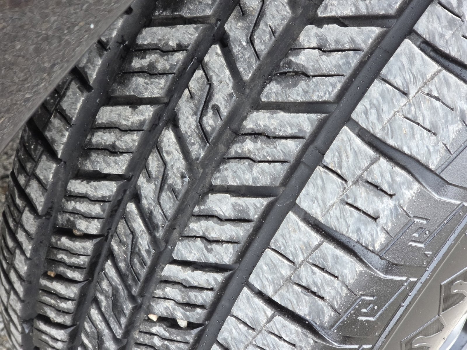 Used 2024 Ford Expedition XLT image 12