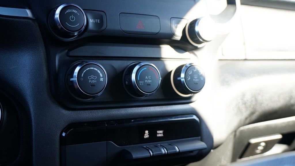 Used 2021 RAM 1500 Big Horn image 35