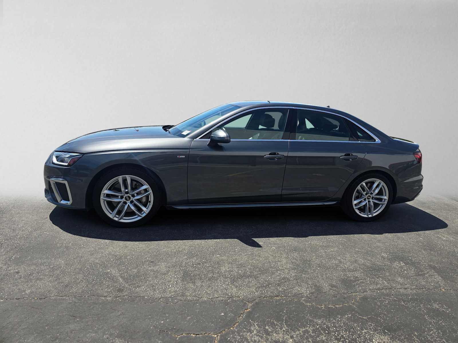 Used 2024 Audi A4 2.0T Premium Plus AWD/4WD image 6