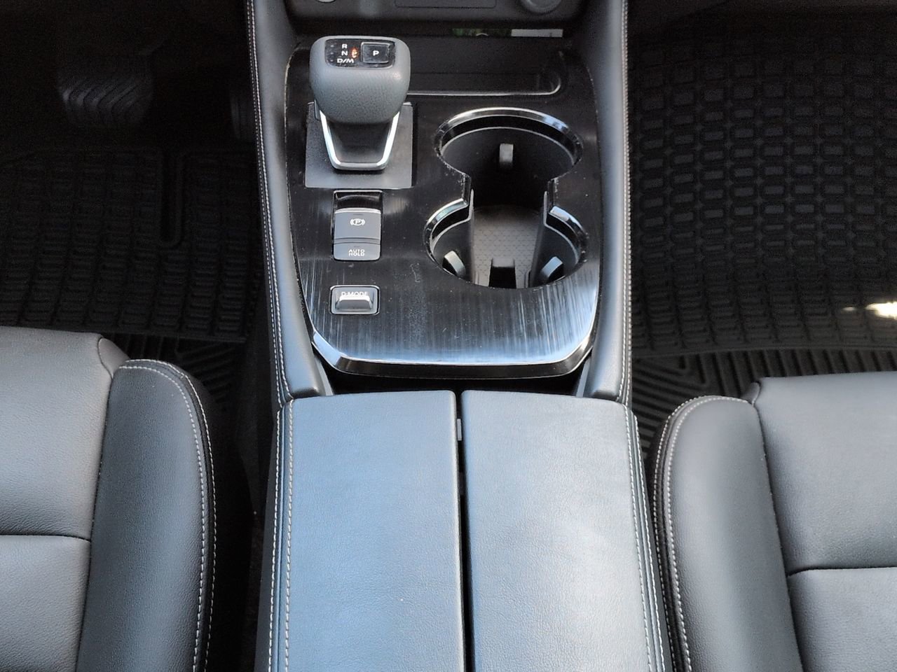 Used 2023 Nissan Rogue SL w/ SL Premium Package FWD image 19