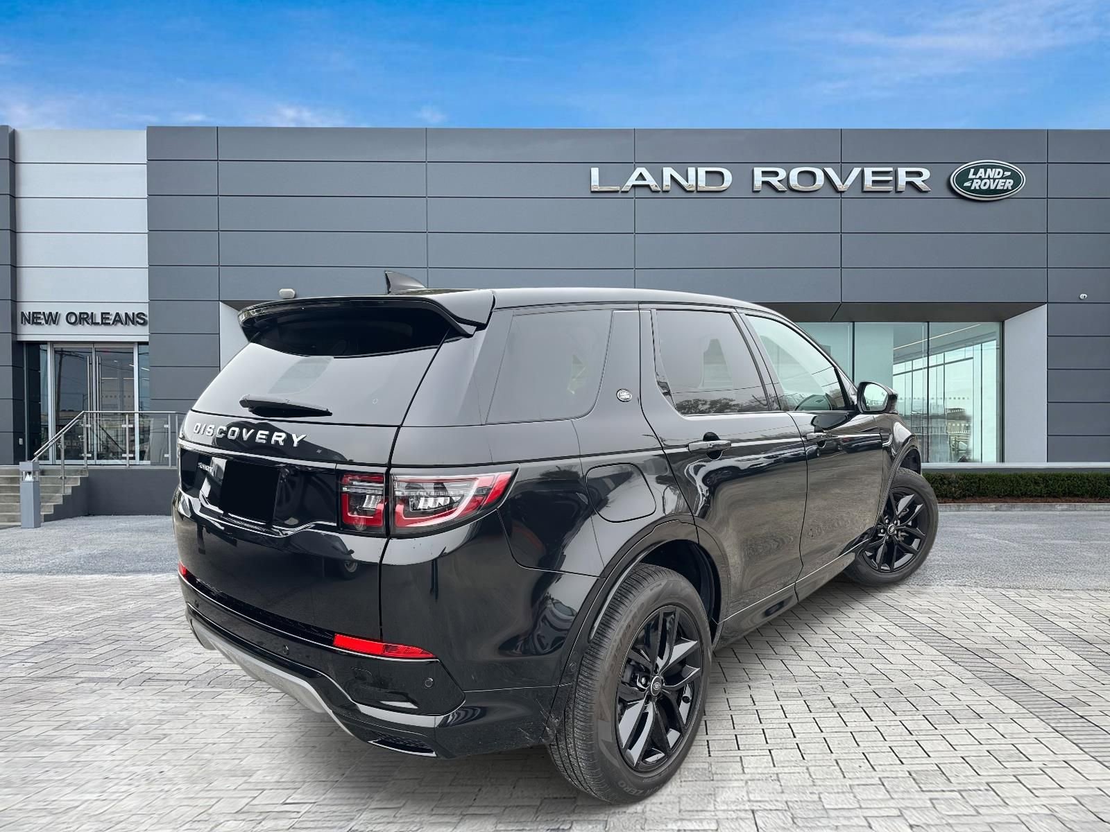 Used 2025 Land Rover Discovery Sport S AWD/4WD image 6