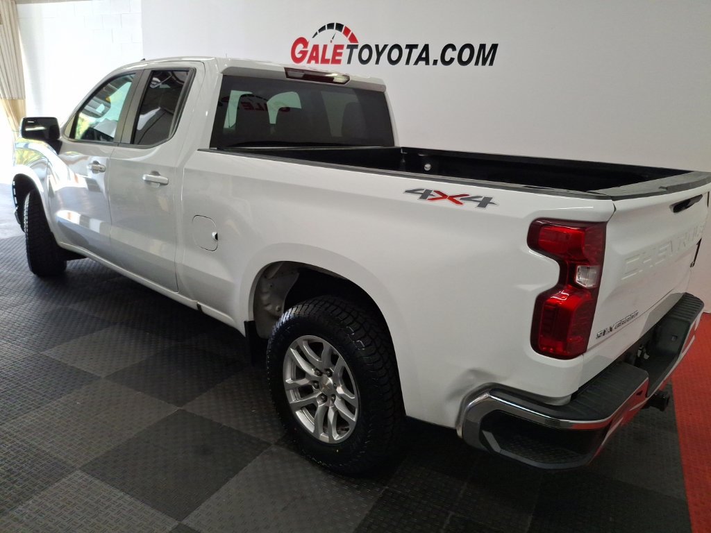Used 2020 Chevrolet Silverado 1500 LT AWD/4WD image 10