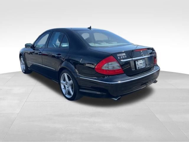 Used 2009 Mercedes-Benz E 350 4MATIC Sedan image 5