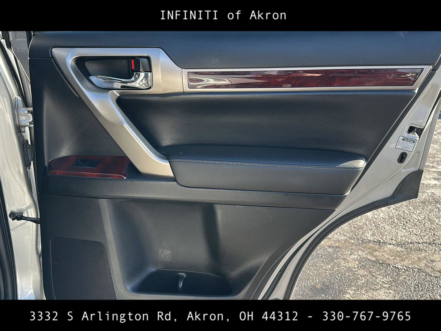 Used 2011 Lexus GX 460 image 26