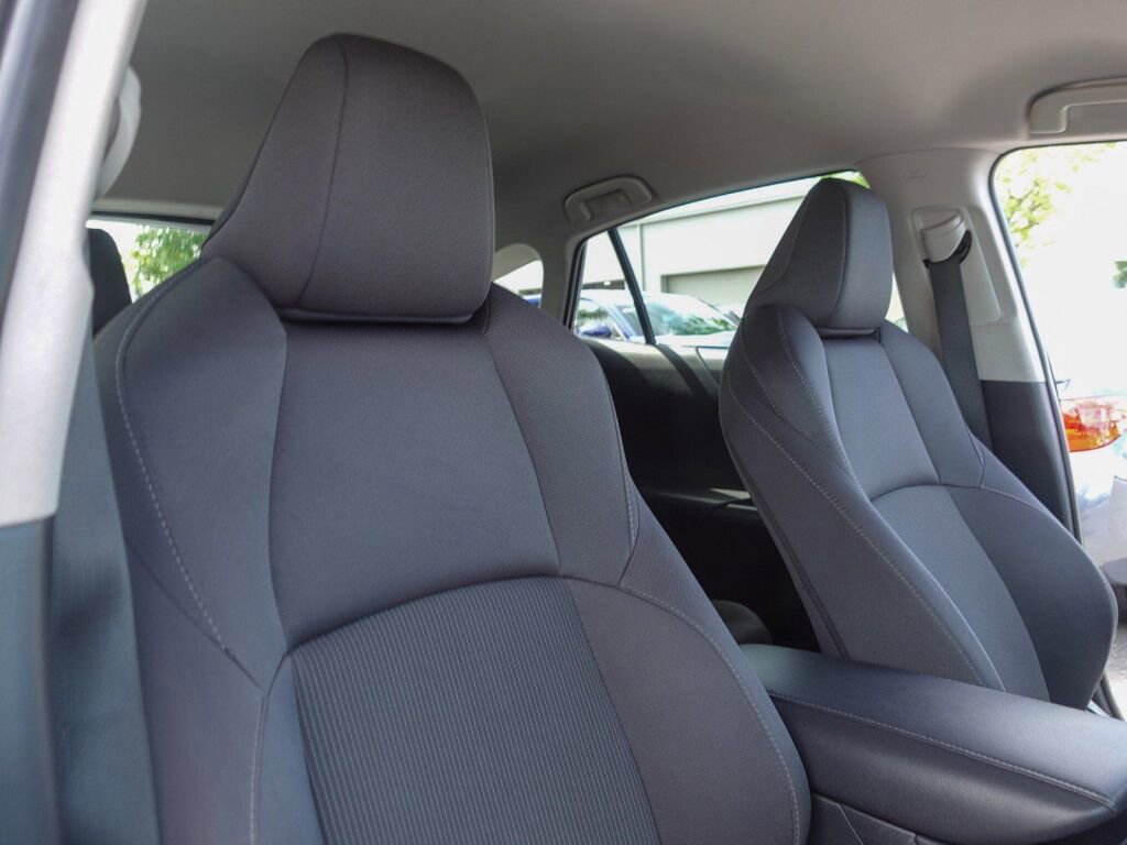 Certified 2024 Toyota Venza LE image 15