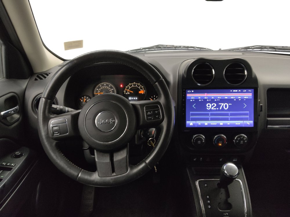 Used 2015 Jeep Patriot High Altitude AWD/4WD image 22
