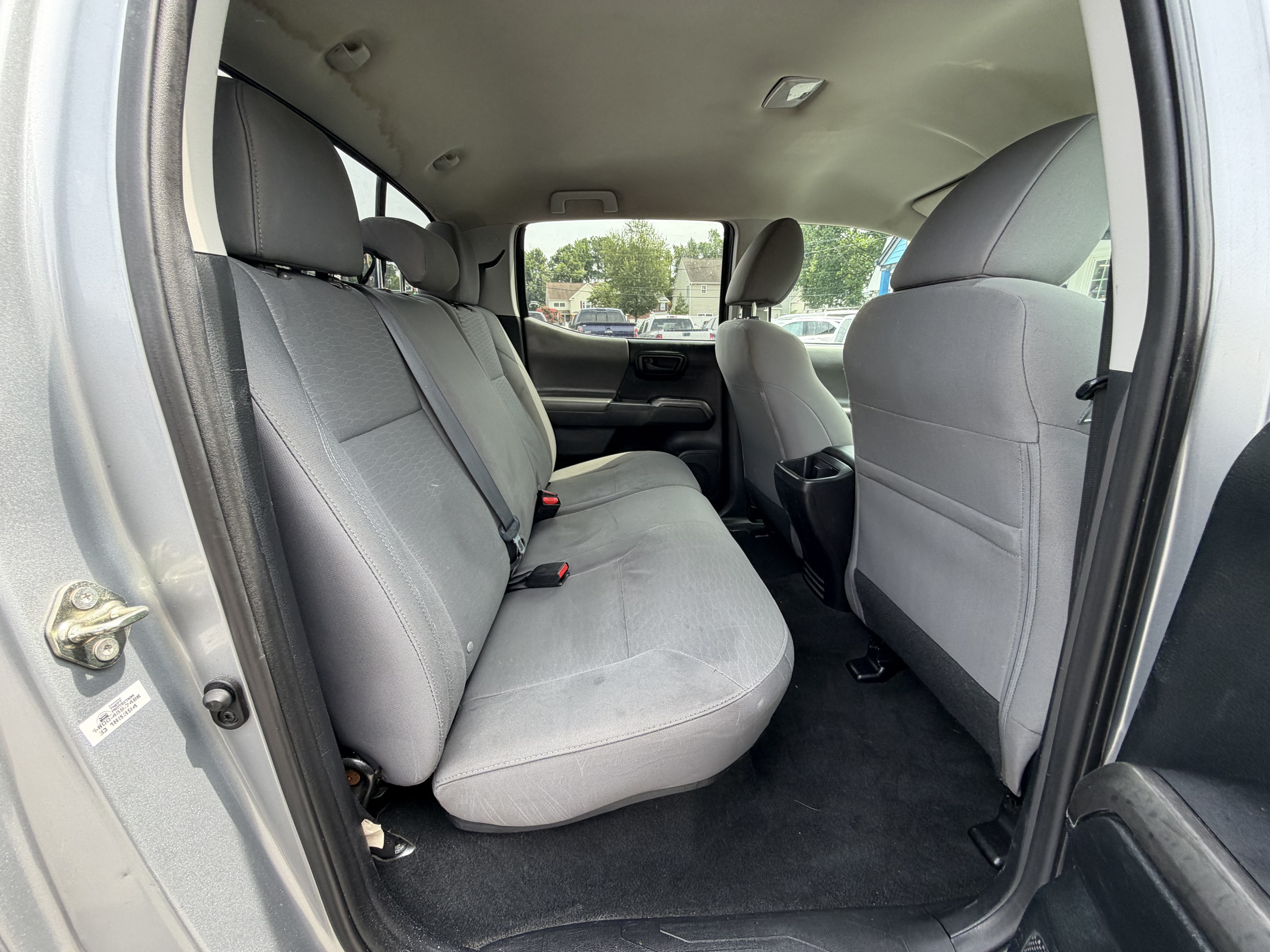 Used 2016 Toyota Tacoma SR5 w/ Towing Package RWD image 14