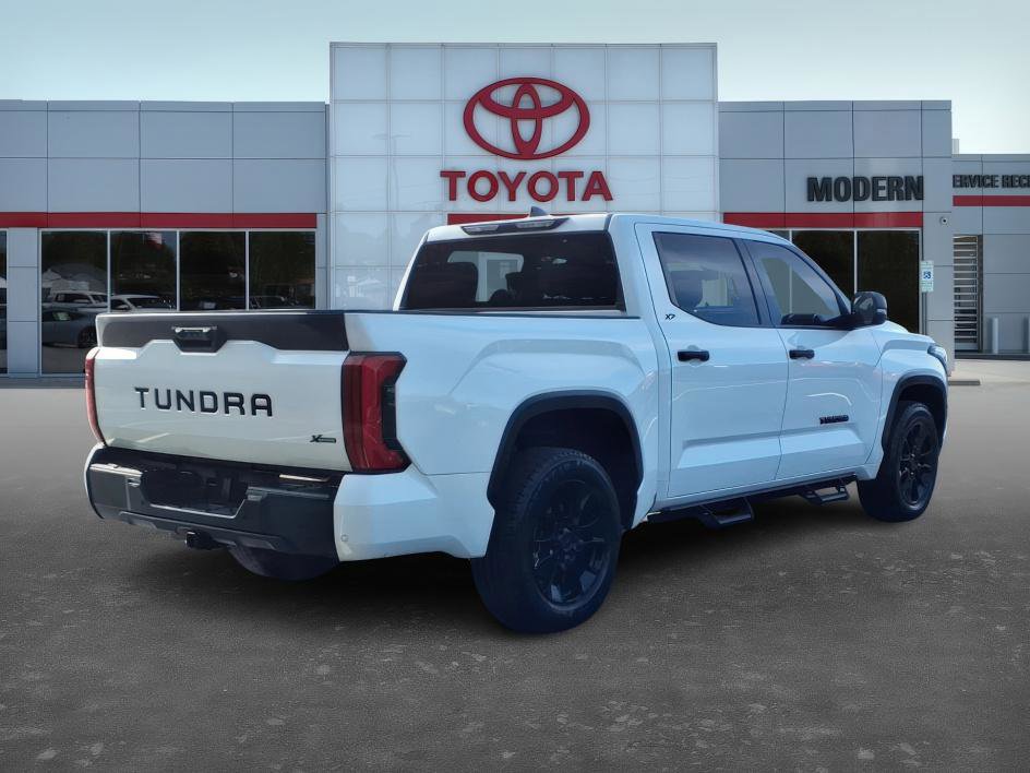 Used 2022 Toyota Tundra SR5 w/ Convenience Package image 6