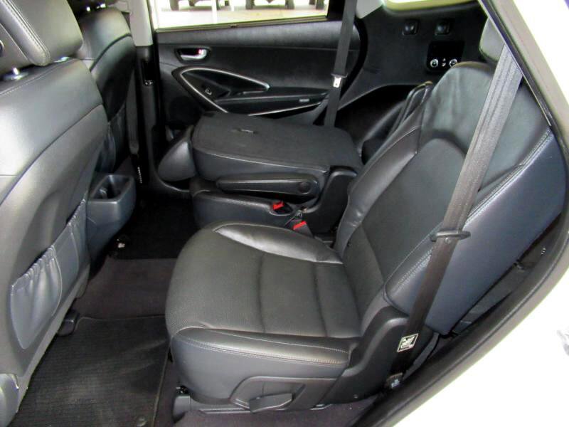 Used 2017 Hyundai Santa Fe Limited image 37