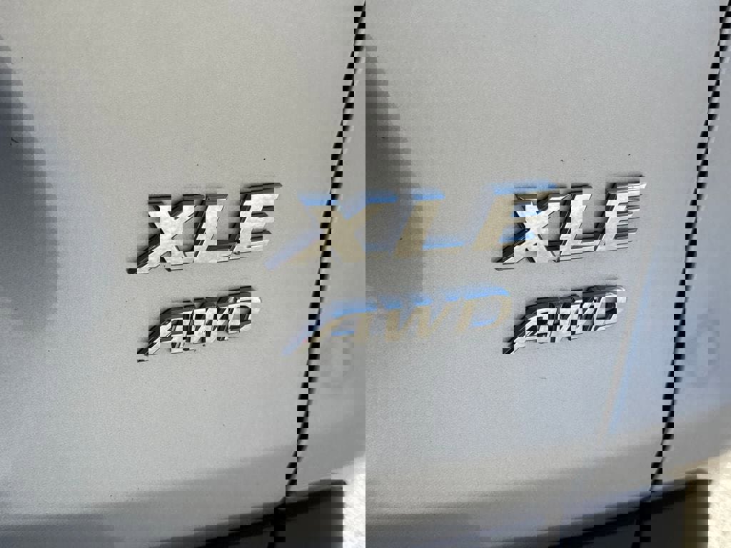 Used 2024 Toyota RAV4 XLE image 6