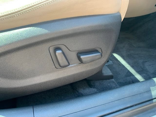 Used 2016 Hyundai Tucson Limited w/ Option Group 03 FWD image 15