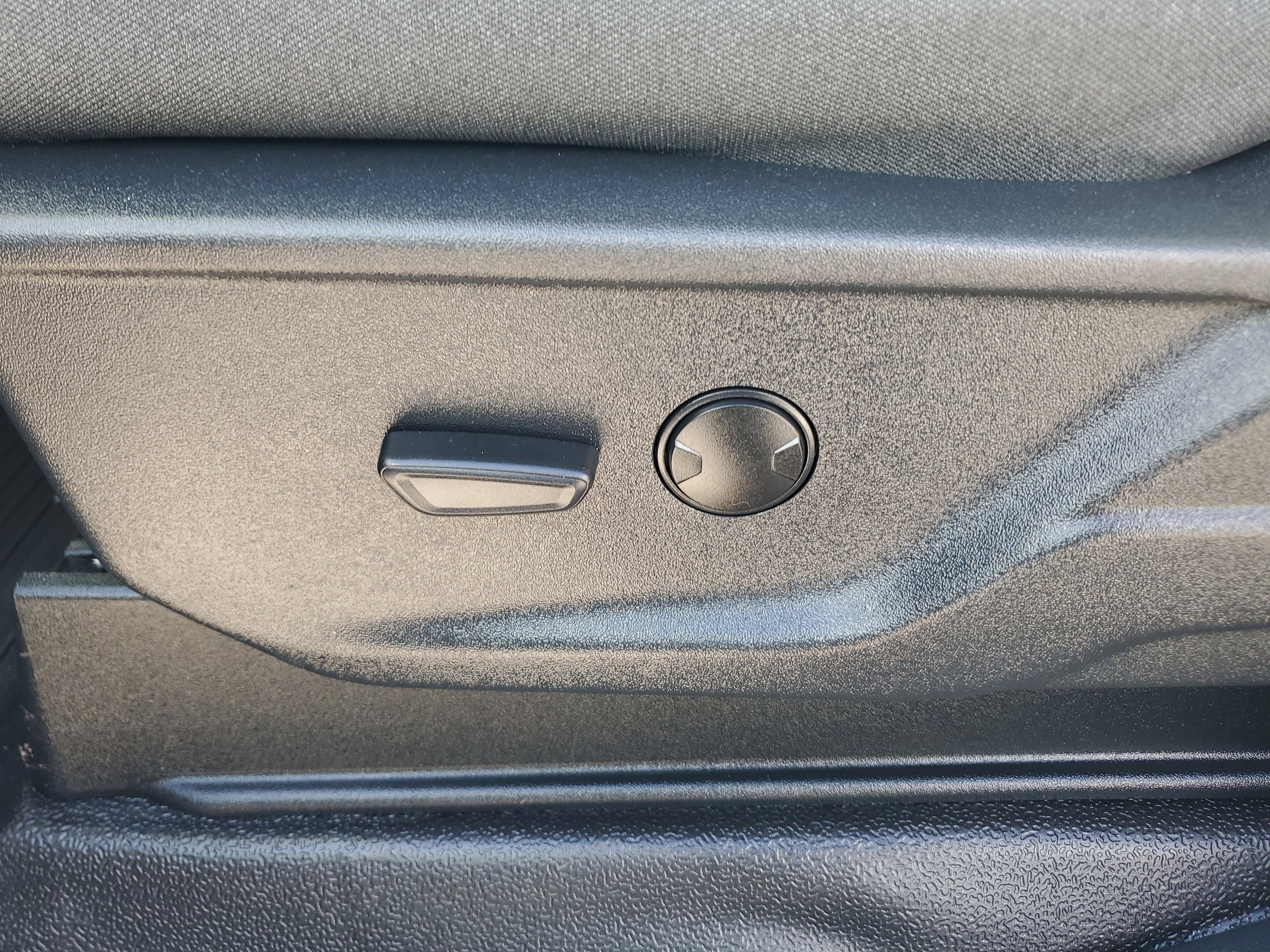 Used 2025 Ford F450 XLT w/ 360-Degree Camera Package image 12