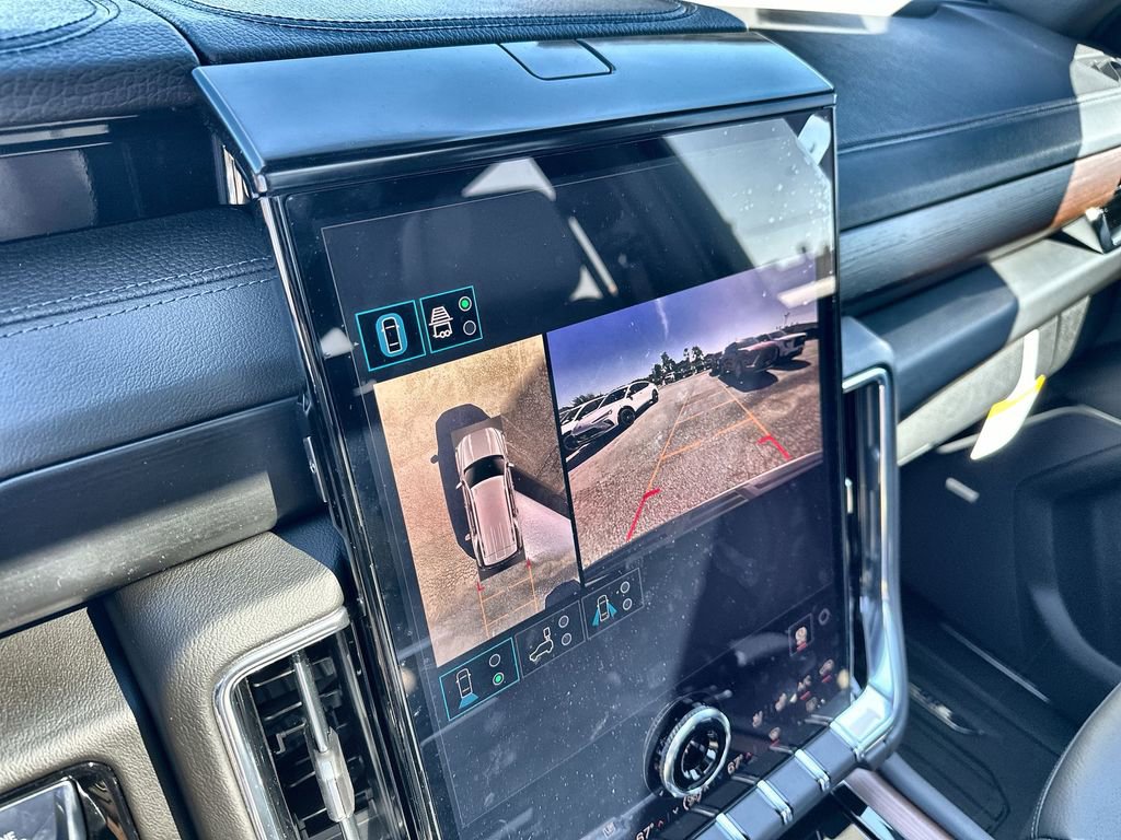 New 2026 GMC Yukon Denali w/ Sun & Power Step Package image 29