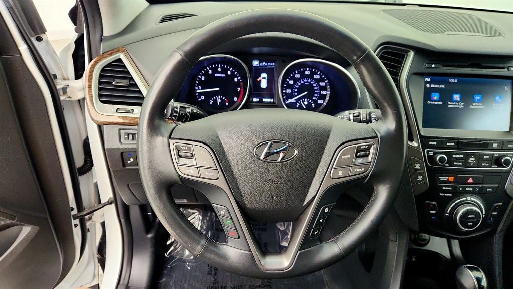 Used 2017 Hyundai Santa Fe Sport w/ 2.0T Ultimate Tech Package 05 AWD/4WD image 13