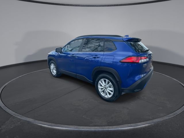 Used 2023 Toyota Corolla Cross LE image 11