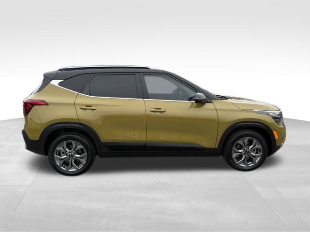 Used 2024 Kia Seltos S AWD/4WD image 9