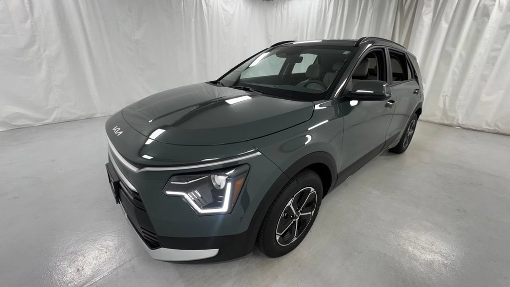 New 2026 Kia Niro EX FWD image 7