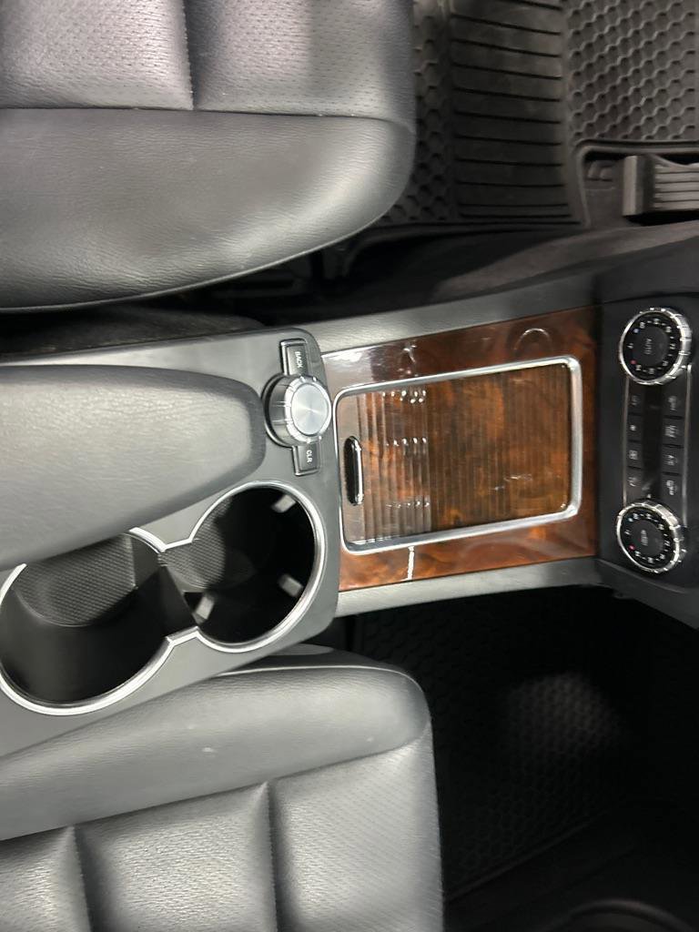 Used 2013 Mercedes-Benz GLK 350 2WD image 17