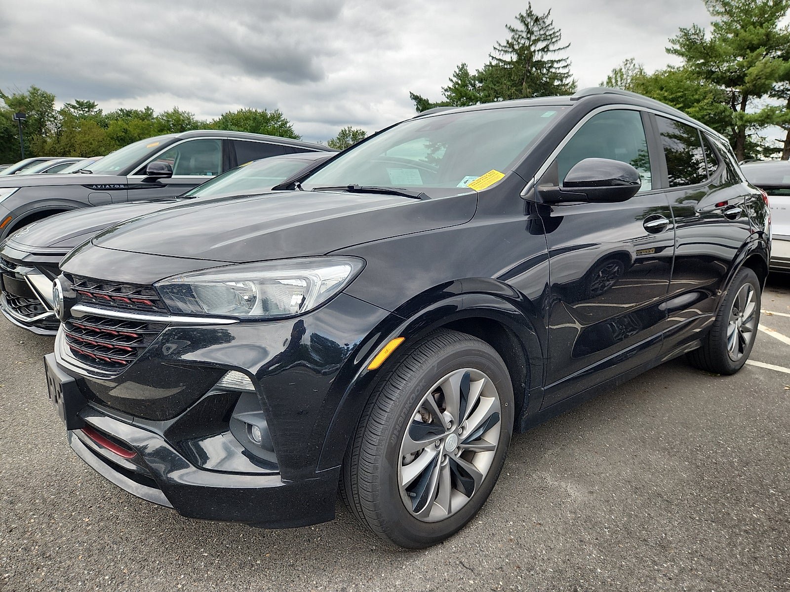Used 2022 Buick Encore GX Select w/ Sport Touring Package FWD image 5