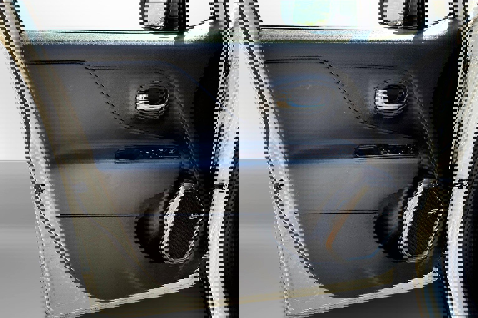 Used 2021 Jeep Renegade Limited w/ Sun & Sound Group image 25