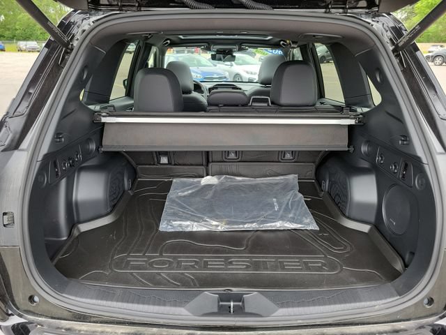 Used 2025 Subaru Forester Touring AWD/4WD image 28
