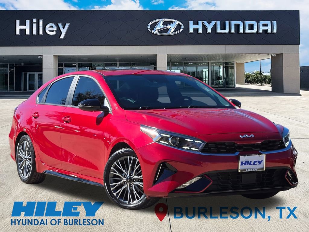 Used 2024 Kia Forte GT-Line w/ GT-Line Premium Package video 2