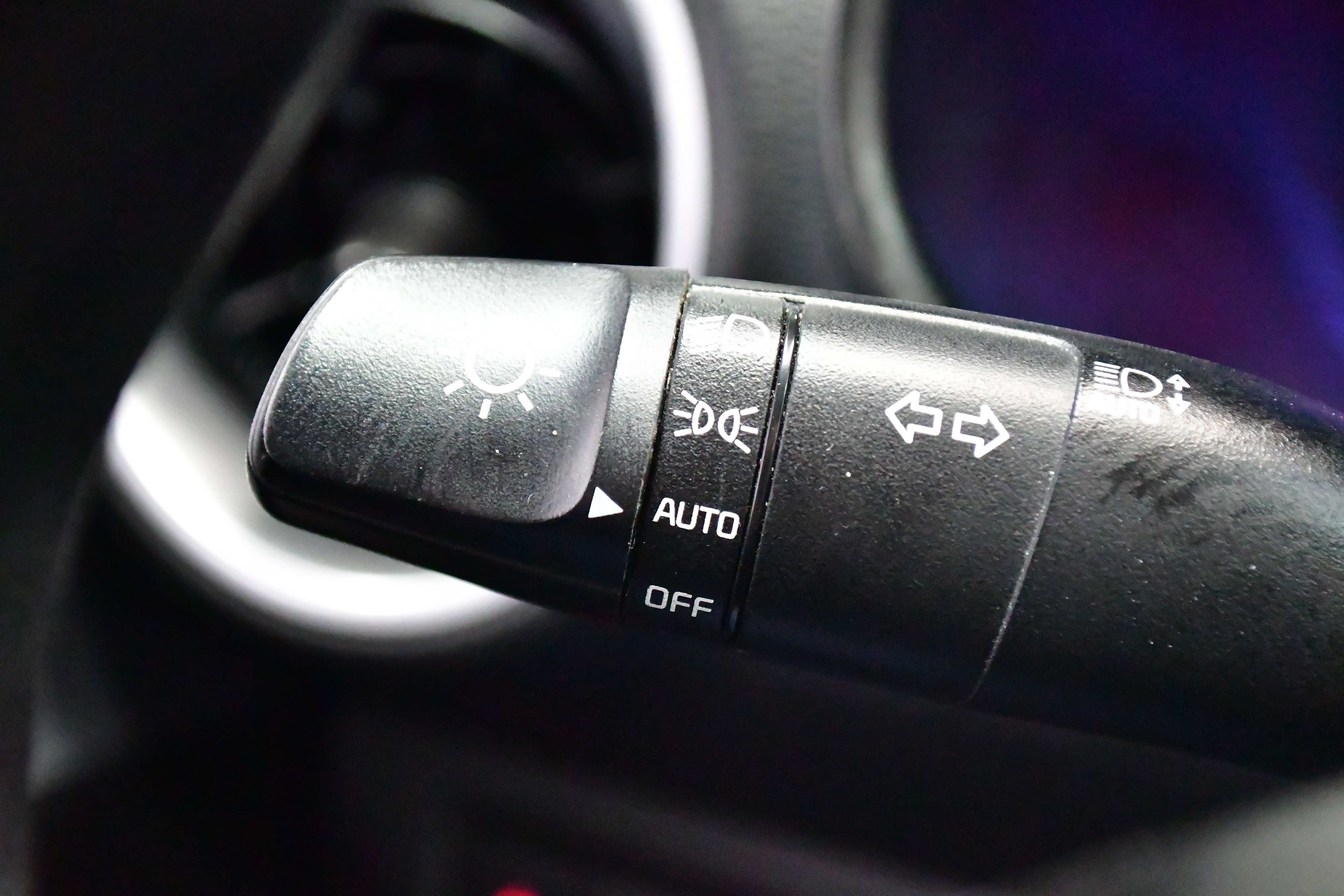 Used 2023 Kia Forte LXS image 34