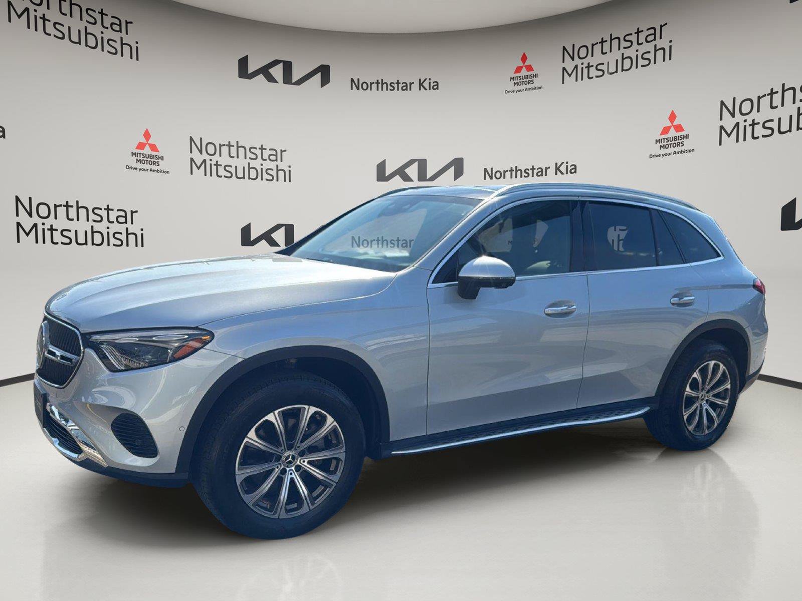 Used 2023 Mercedes-Benz GLC 300 4MATIC w/ Pinnacle Trim Package