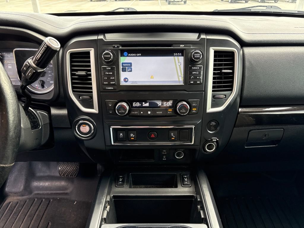 Used 2018 Nissan Titan SV w/ SV Convenience Package image 23